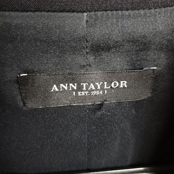 Ann Taylor Button Front Blazer Jacket Black Size 2 - Picture 3 of 9